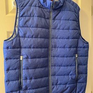 Untuckit vest never worn